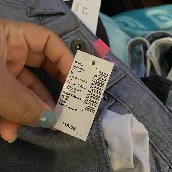 Basic Stretch Super Skinny Jeans COLOR:GRANITEWSH - Picture 5 of 6